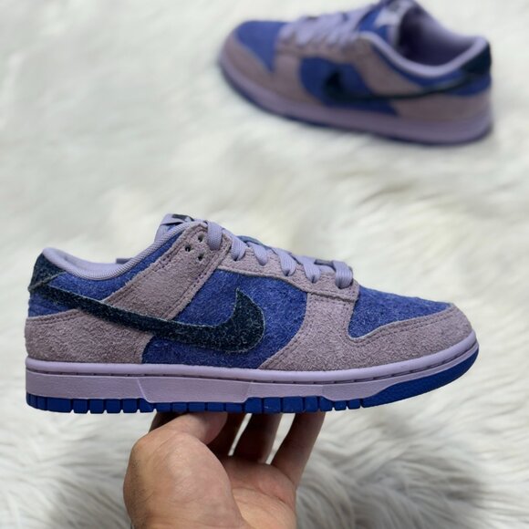 Nike Dunk Low SE Hydrangeas Womens Purple HQ3431-515 NEW Multi Sz - Picture 1 of 5